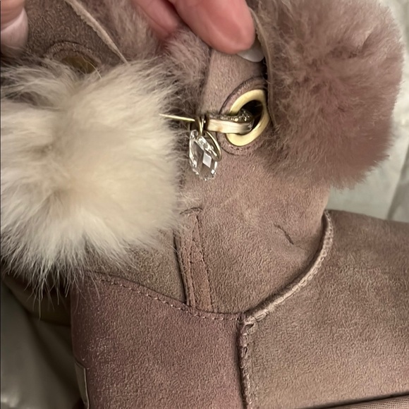UGG Pink Winter Boots with Fluffy Trim - Picture 2 of 16